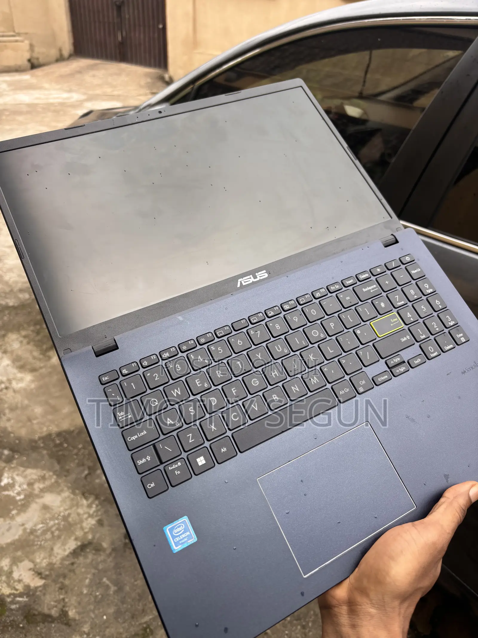 Laptop Asus 4GB Intel HDD 60GB