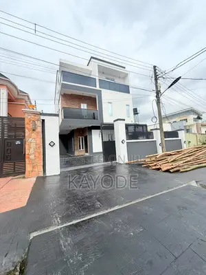 5bdrm Duplex in GRA Phase 2 Shangisha for sale