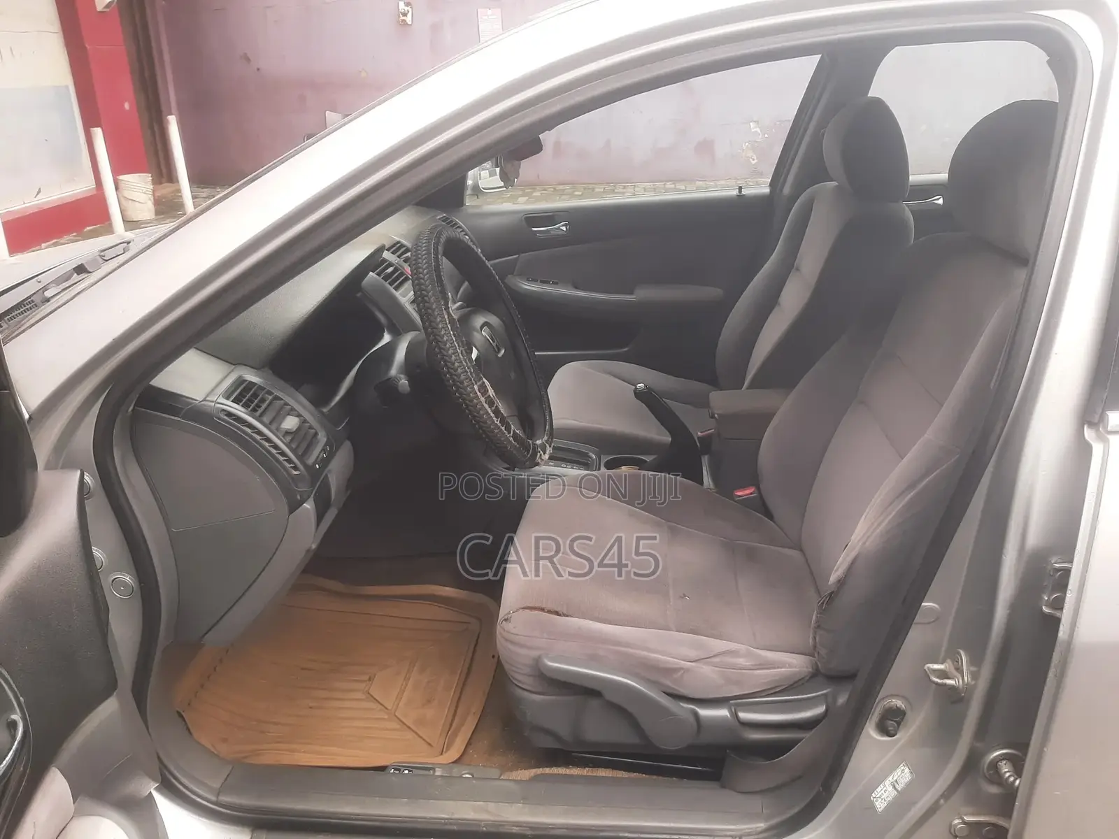Honda Accord 2005 Silver