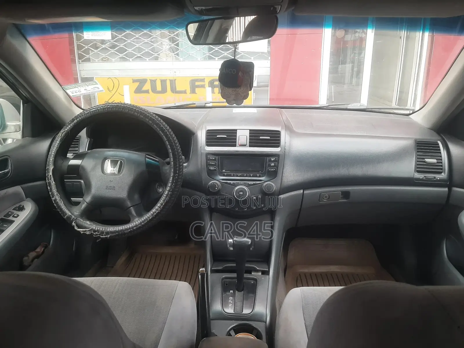 Honda Accord 2005 Silver