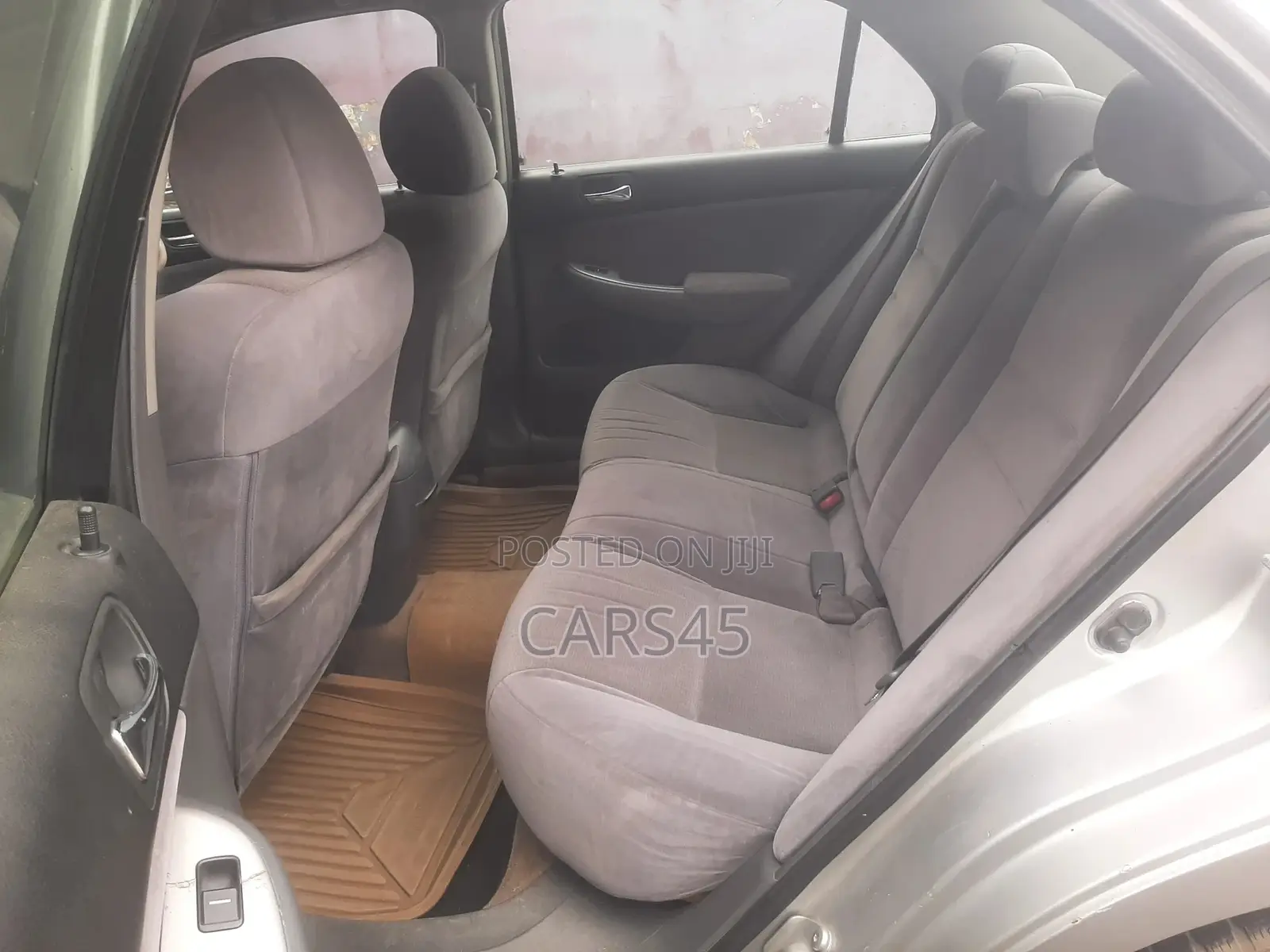 Honda Accord 2005 Silver