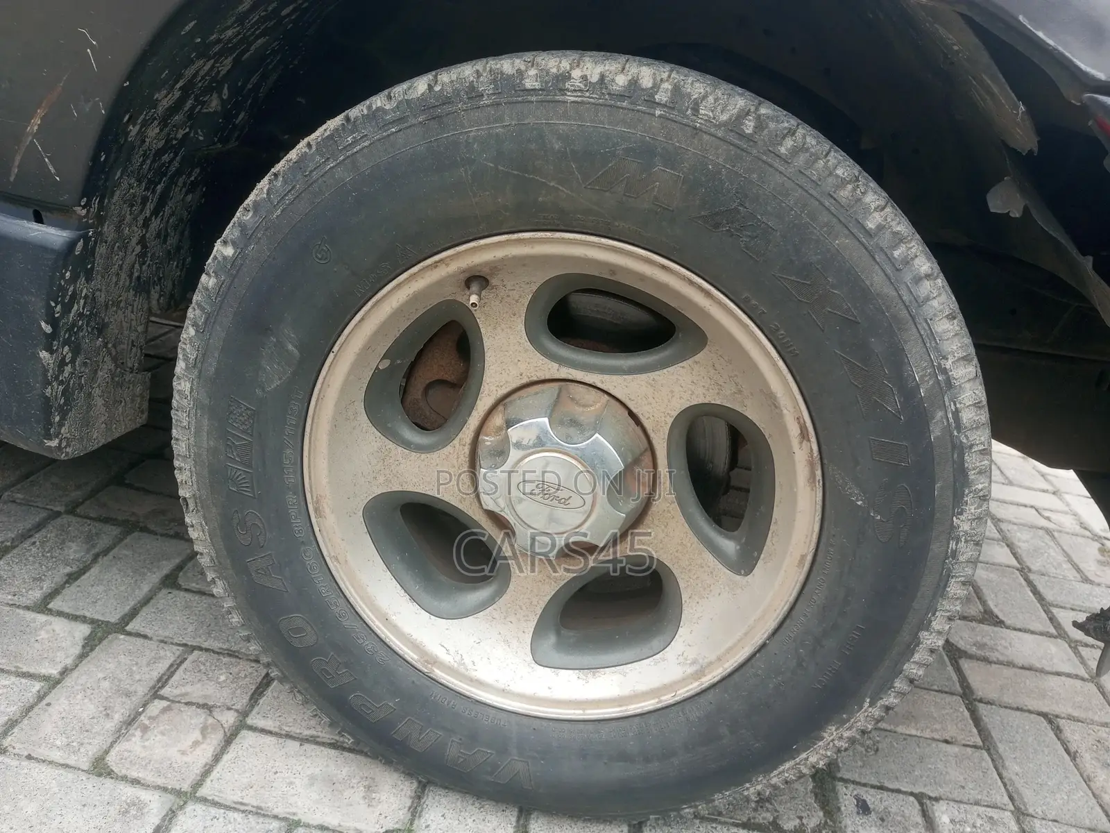 Ford Explorer 2005 Gray