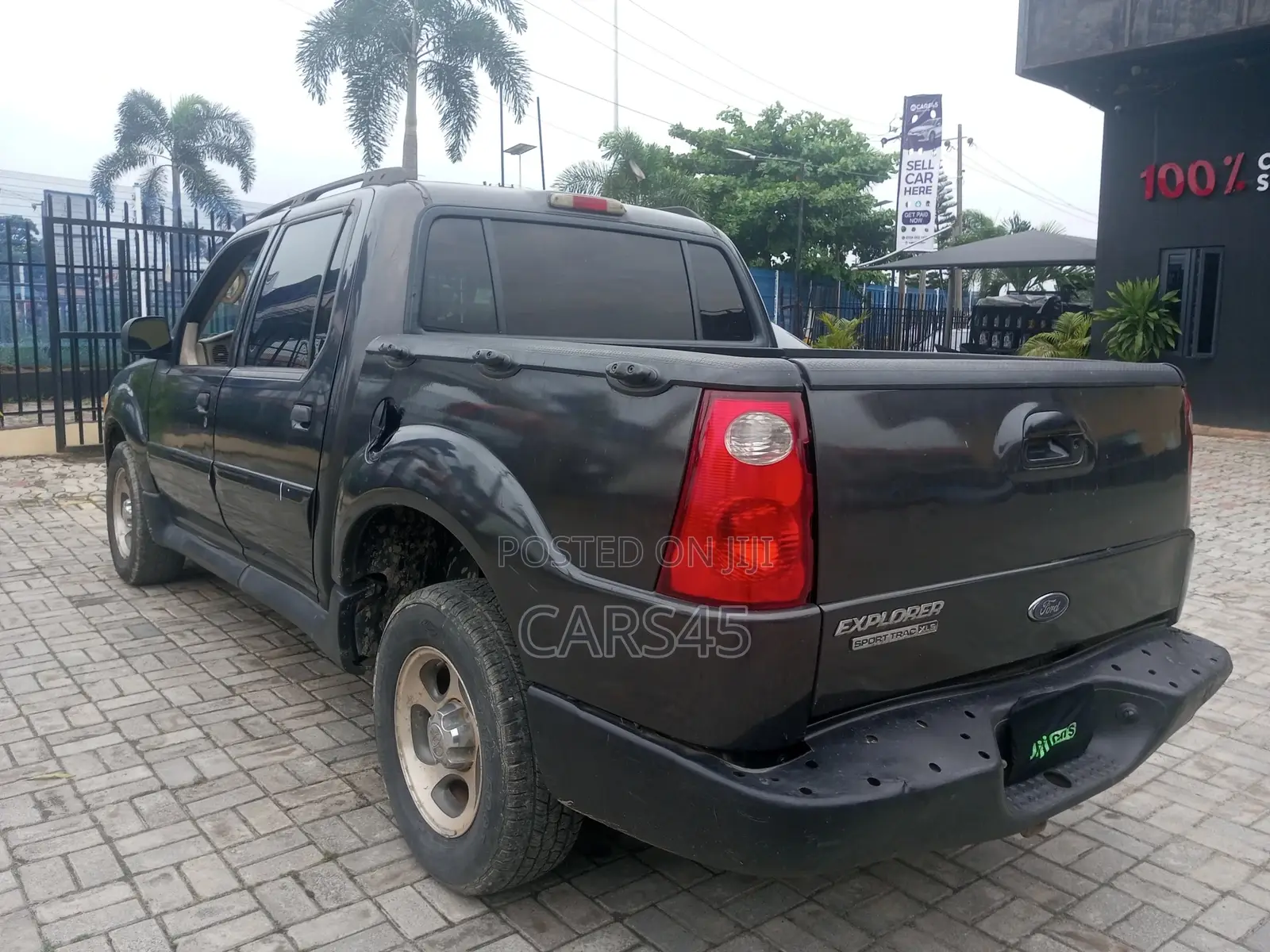 Ford Explorer 2005 Gray