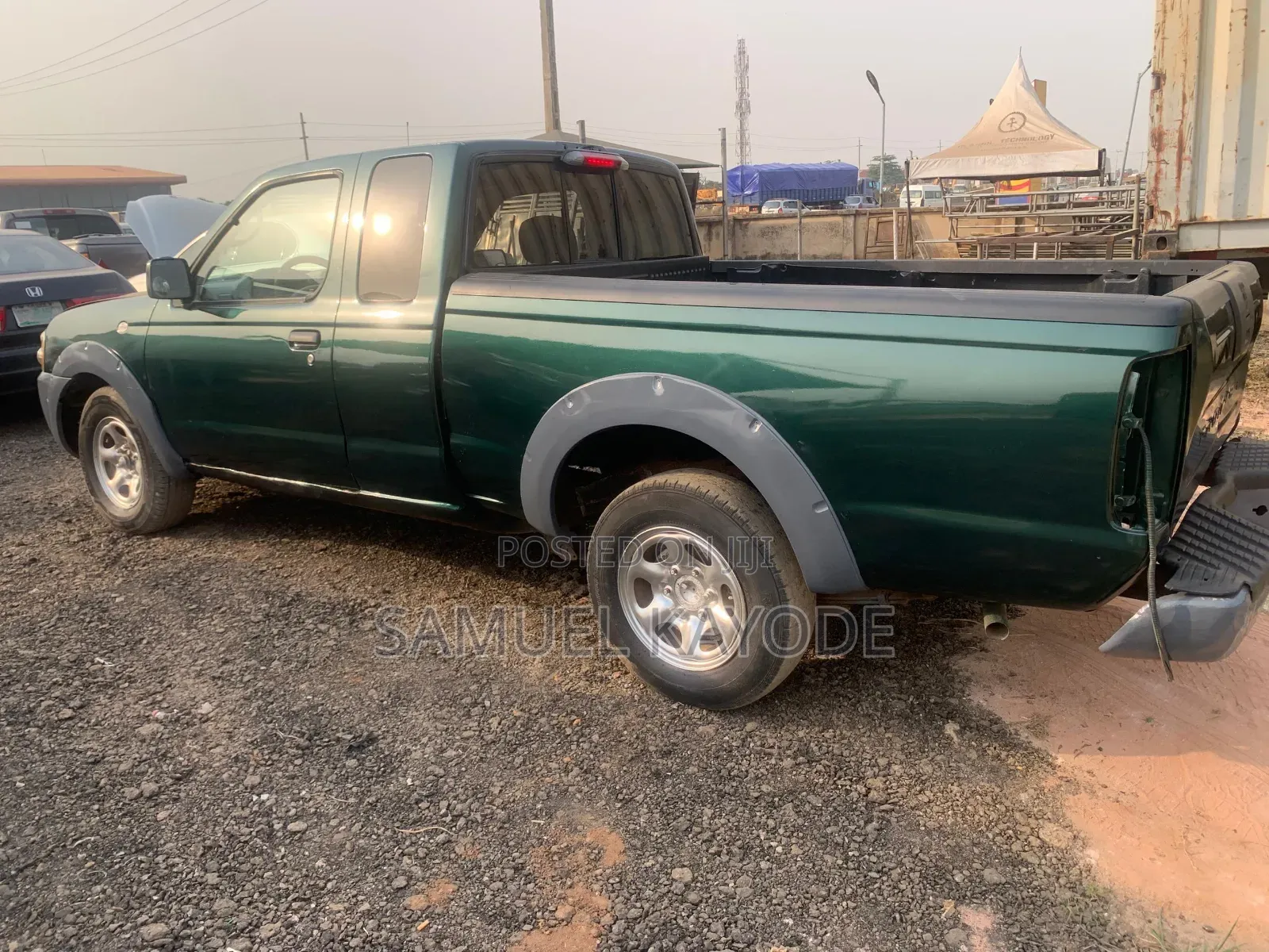 Nissan Frontier 2003 Green