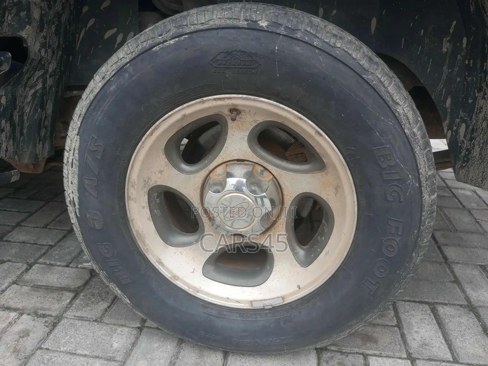 Ford Explorer 2005 Gray