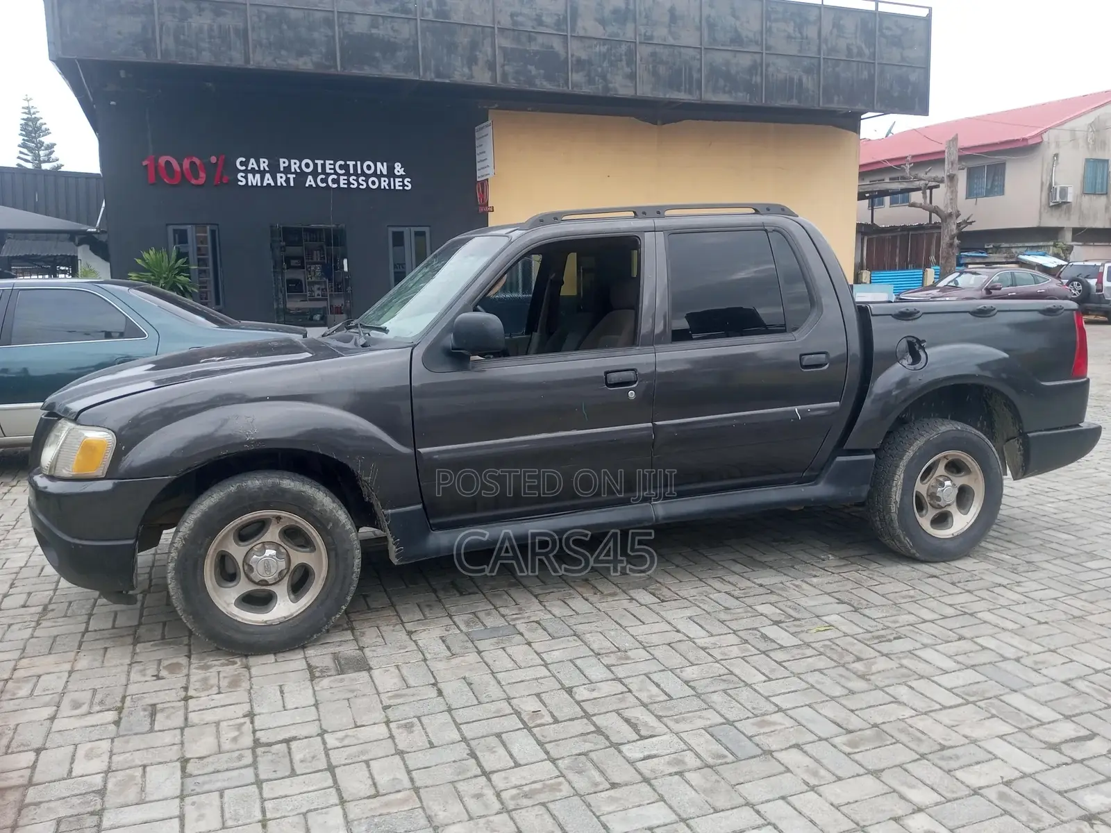Ford Explorer 2005 Gray