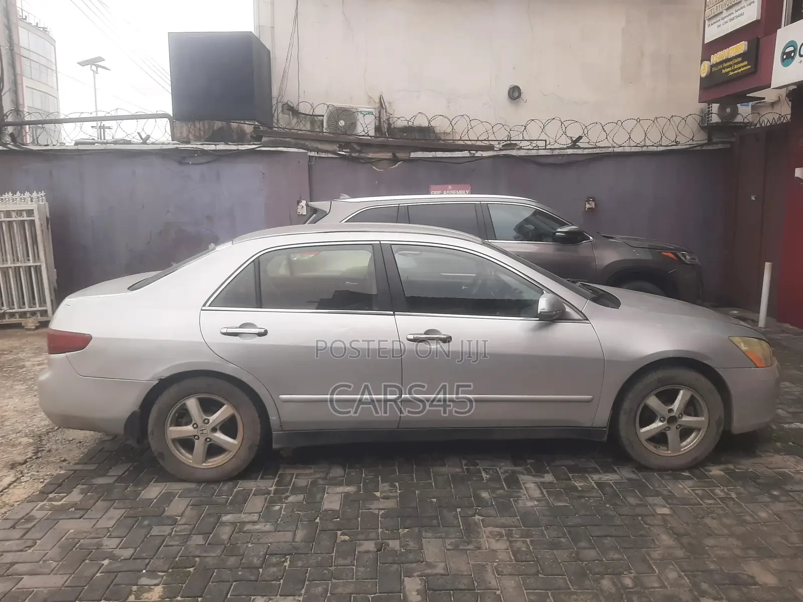 Honda Accord 2005 Silver