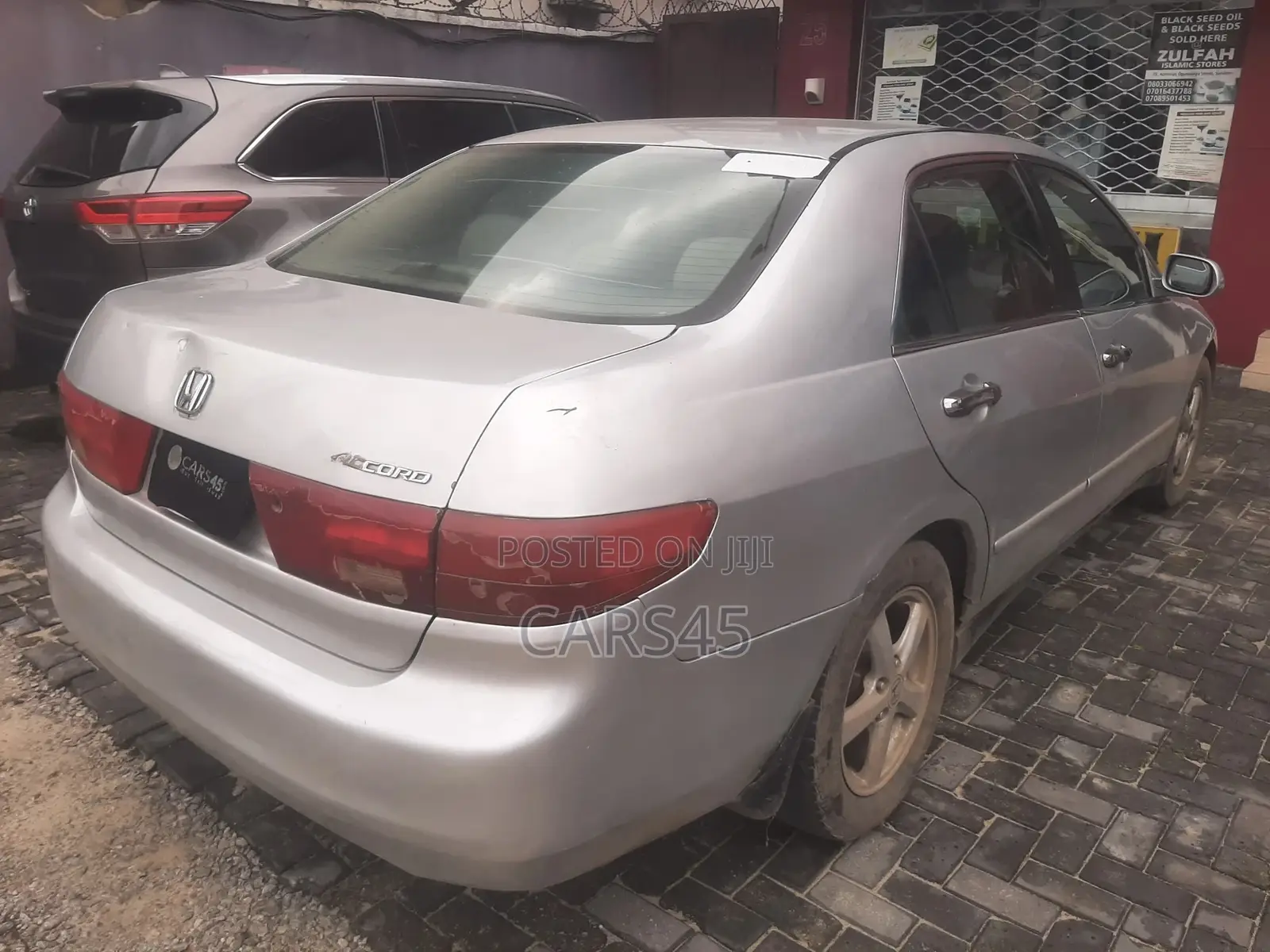 Honda Accord 2005 Silver