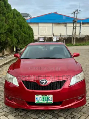 Toyota Camry 2.4 SE 2008 Red