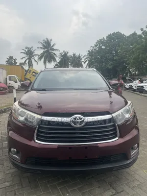 Toyota Highlander 2015 Red