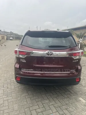 Toyota Highlander 2015 Red