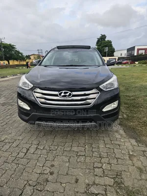 Hyundai Santa Fe 2015 Black