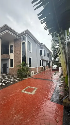 10bdrm Duplex in Ashi-Bodija, Ibadan for sale