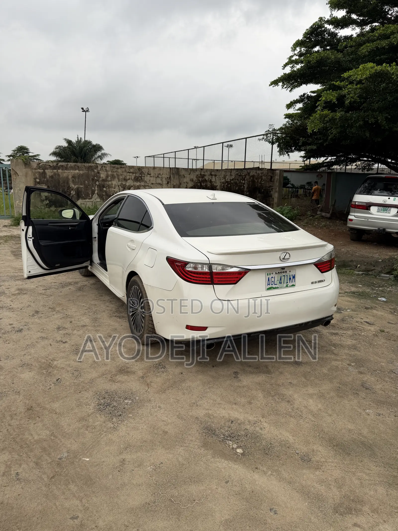 Lexus ES 2013 White