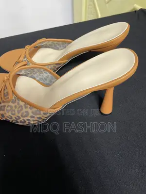 Luxury Leopard Print Pointed Kitten Heels
