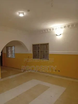 3bdrm Apartment in GRA Phase 1 for rent