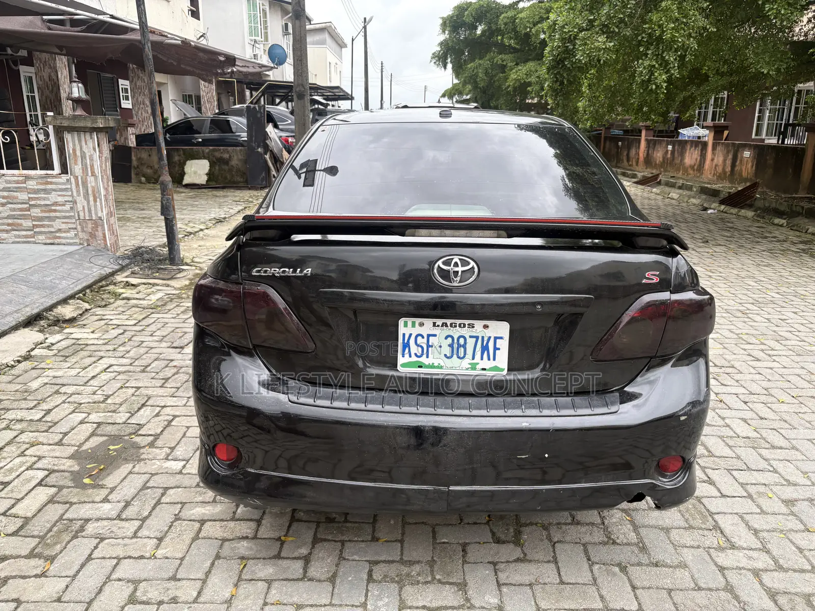 Toyota Corolla 2010 Black