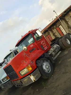 Mack CH Head