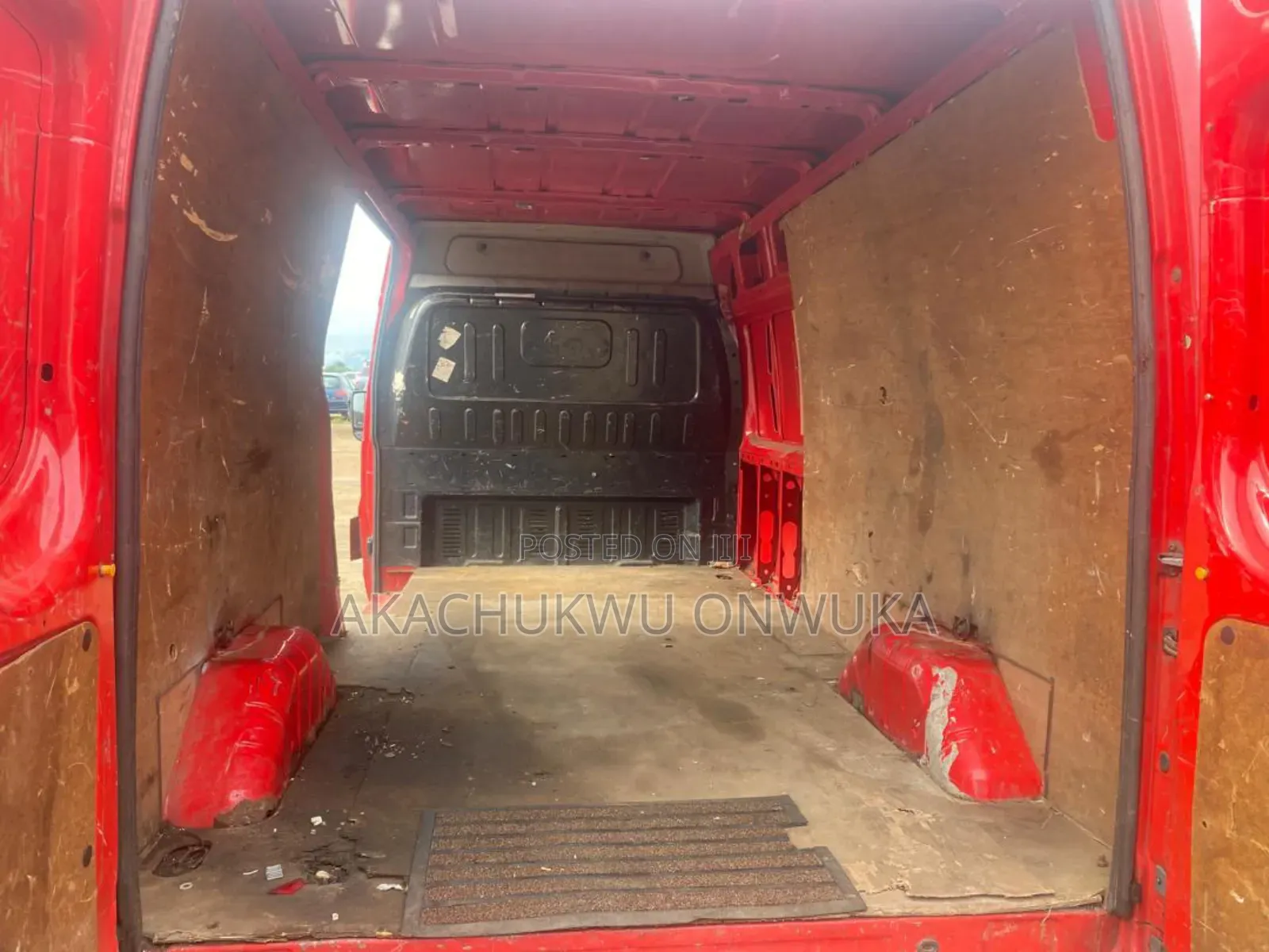 Ford Transit 2009 Red