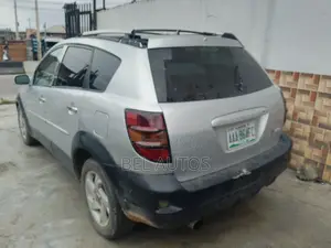 Pontiac Vibe Automatic 2003 Silver