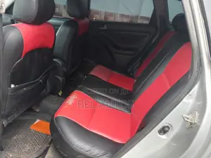 Pontiac Vibe Automatic 2003 Silver