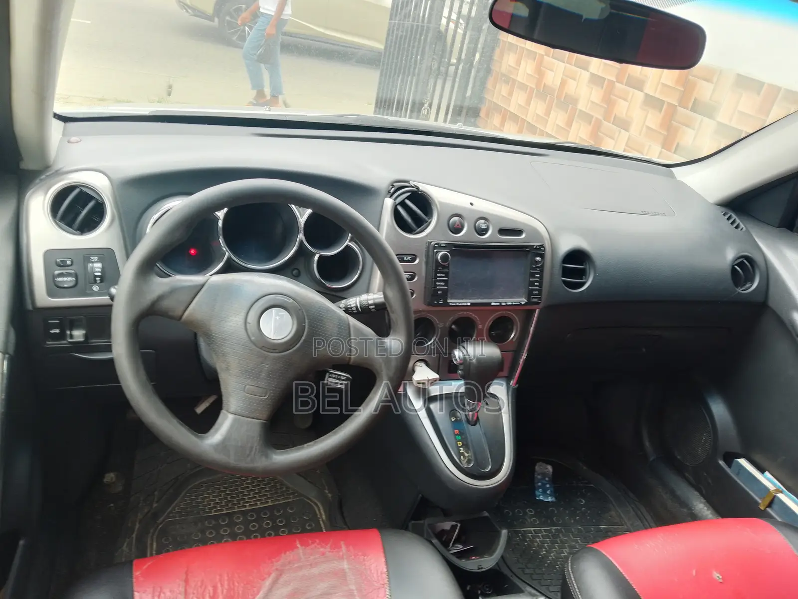 Pontiac Vibe Automatic 2003 Silver