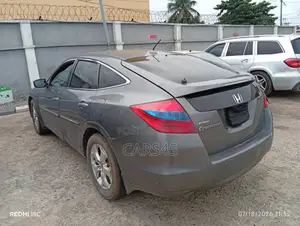 Honda Accord Crosstour 2010 Gray