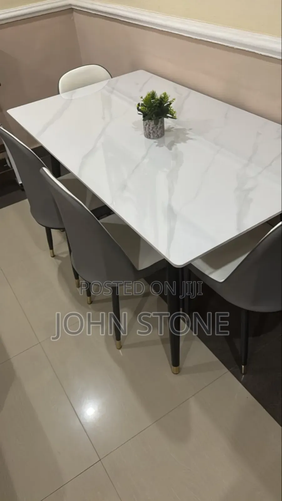 Dinning Table