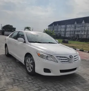 Toyota Camry 2010 White