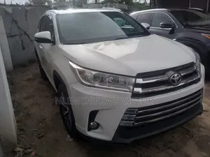 Toyota Highlander 2019 White