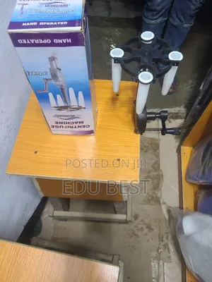 Manul Centrifuge Machine