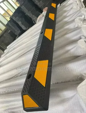 Rubber Wheel Curb Stop Heavy Duty