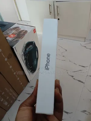 New Apple iPhone 16 128 GB Pink