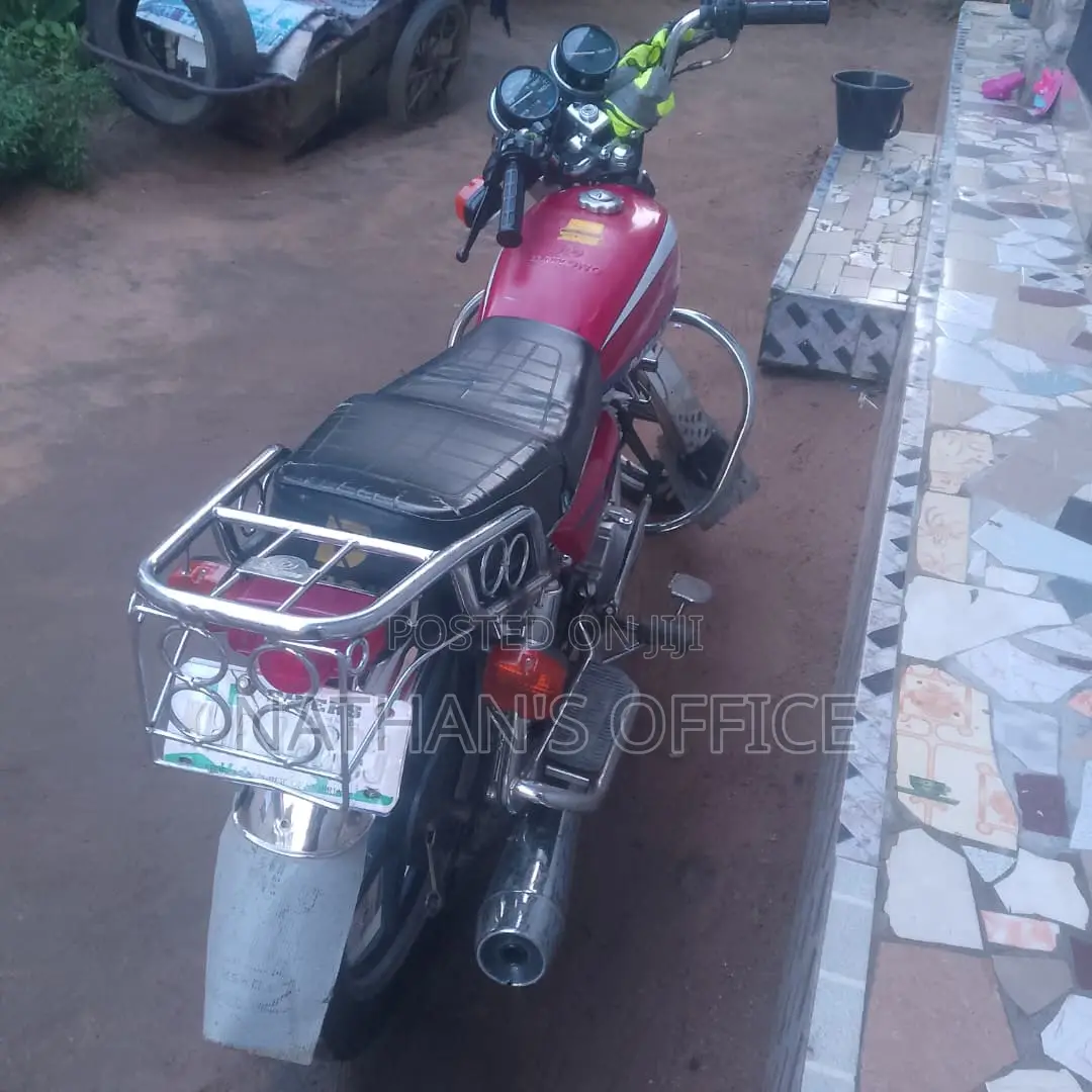 Daylong DL150-IT 2012 Red