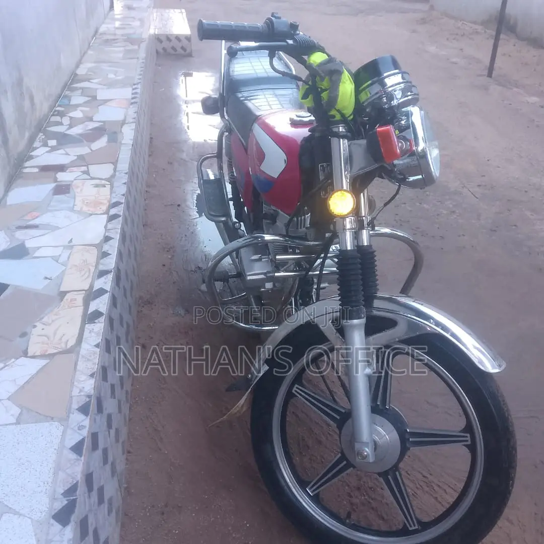 Daylong DL150-IT 2012 Red