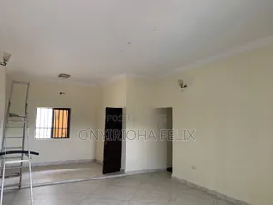 3bdrm Block of Flats in Garki, Area 3 for rent