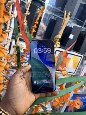 Apple iPhone 16 Pro 256 GB Gold 