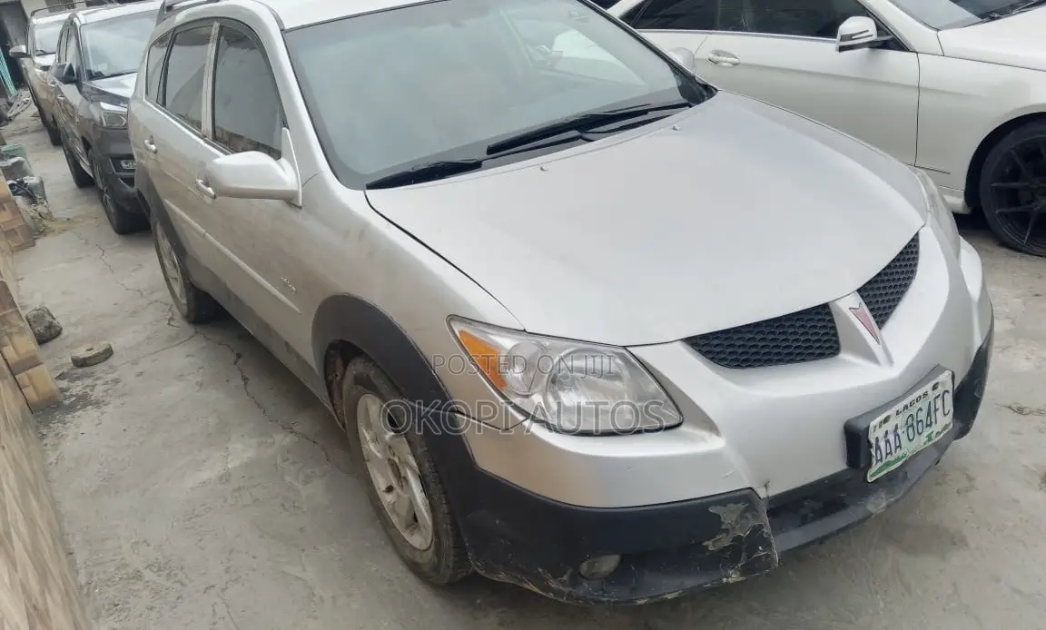 Pontiac Vibe Automatic 2003 Silver