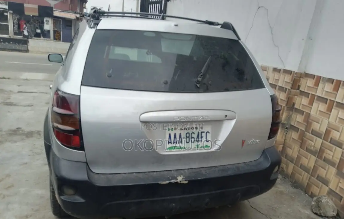 Pontiac Vibe Automatic 2003 Silver