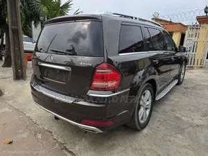 Mercedes-Benz GL-Class 2012 Brown
