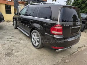 Mercedes-Benz GL-Class 2012 Brown