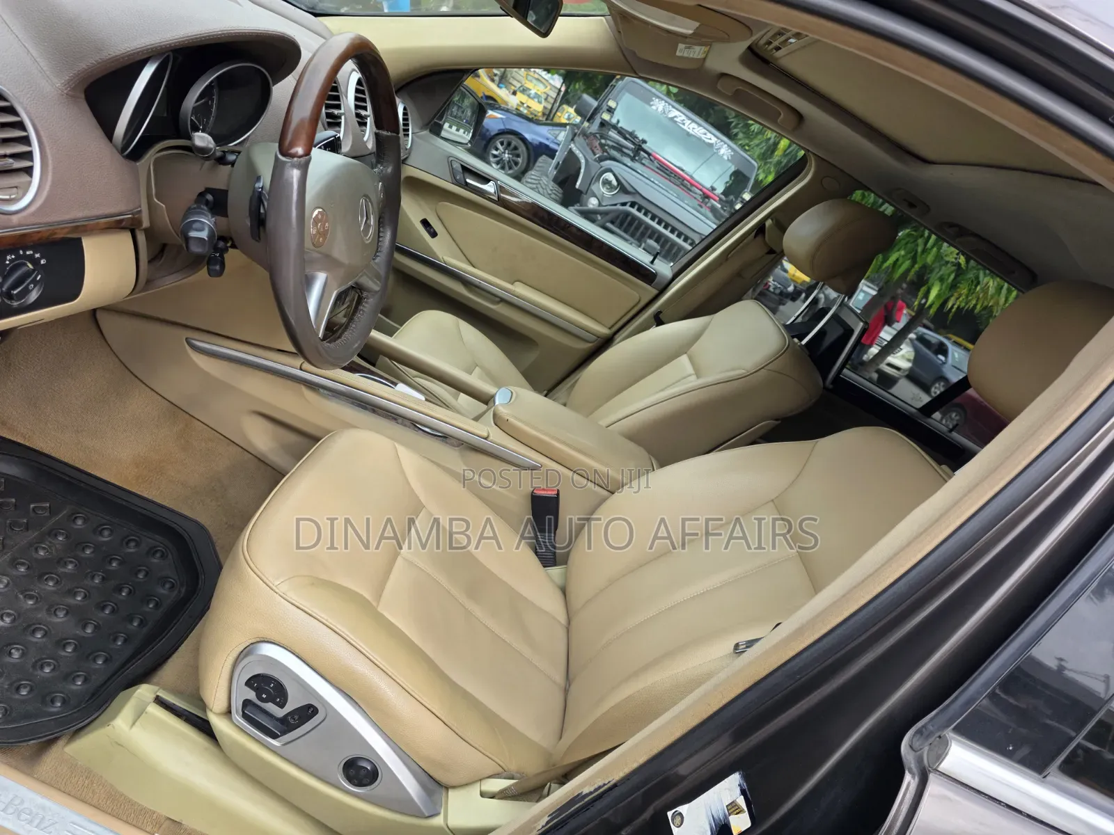 Mercedes-Benz GL-Class 2012 Brown