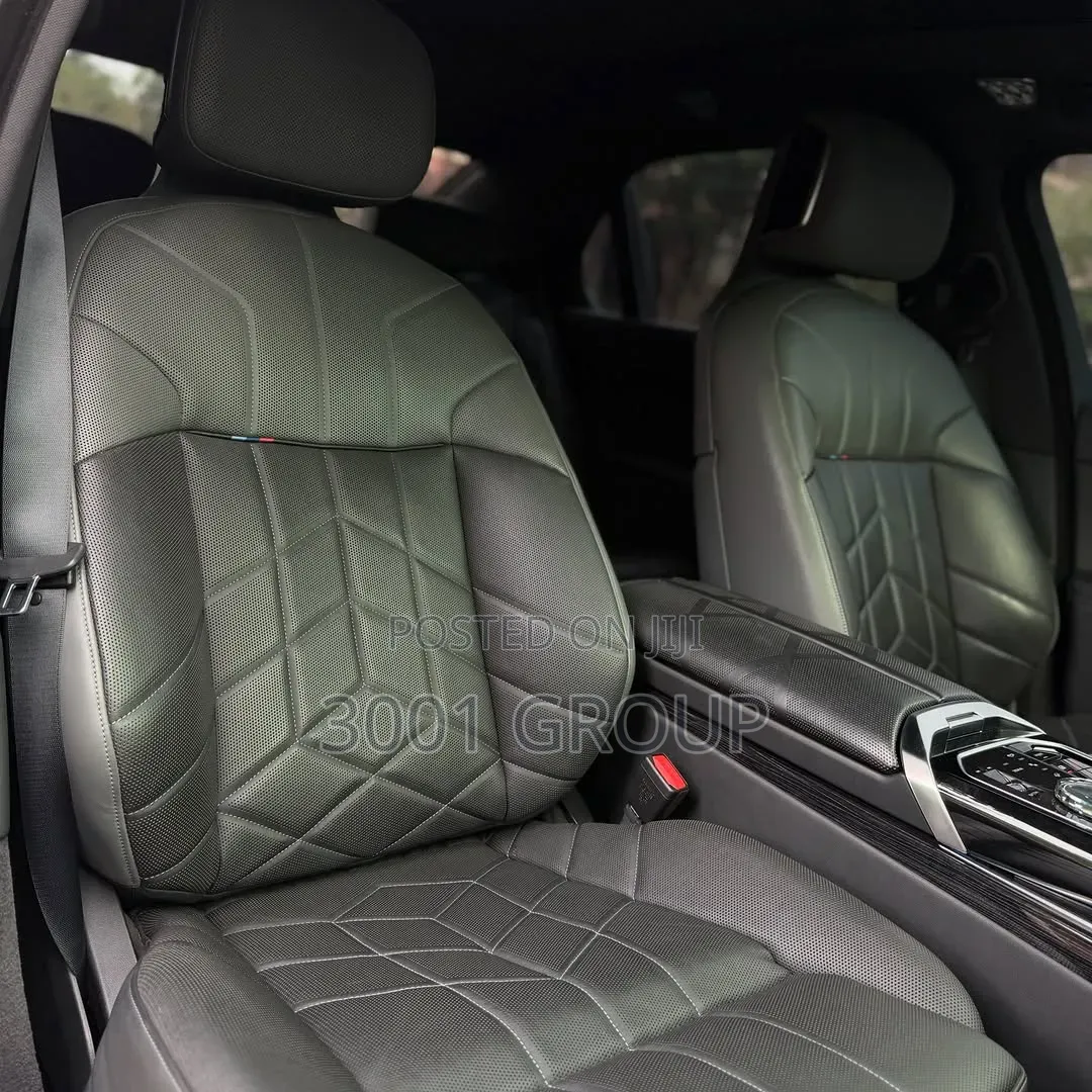BMW 760 2023 Gray