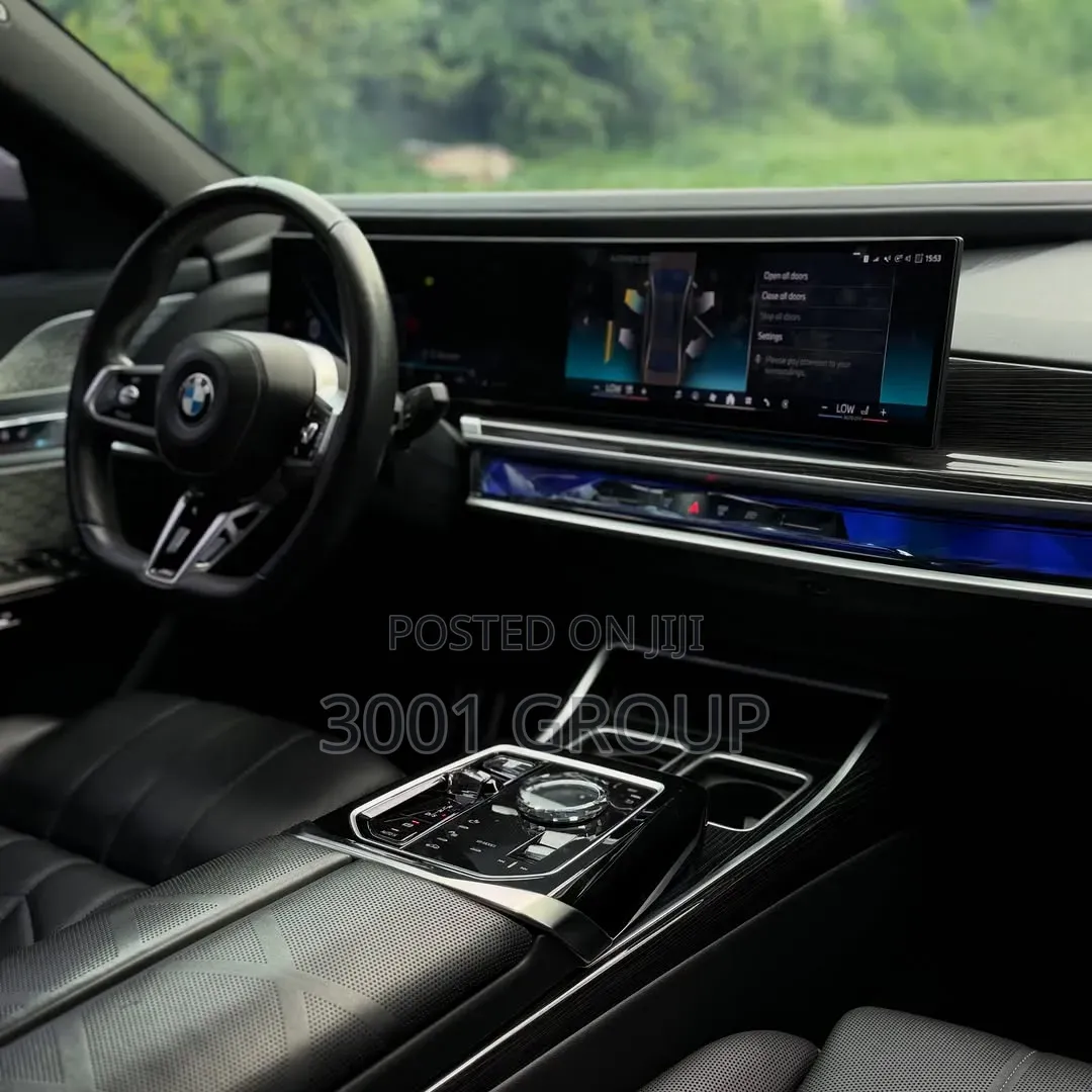 BMW 760 2023 Gray