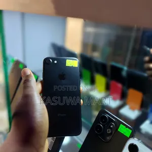 Apple iPhone 7 32 GB Black