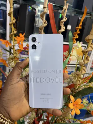Samsung Galaxy A05 64 GB White