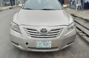 Toyota Camry 2007 Gold