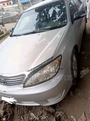 Toyota Camry 2005 Silver