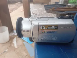 Sony Camera DCR-Sr 200