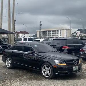 Mercedes-Benz C350 2012 Black